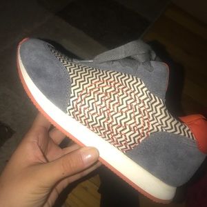 SOLD!! Tory Burch sneakers