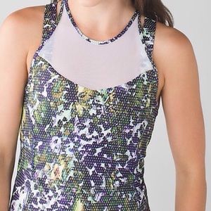 HP 🎉 NWT Lululemon Running in the City tank, sz 6