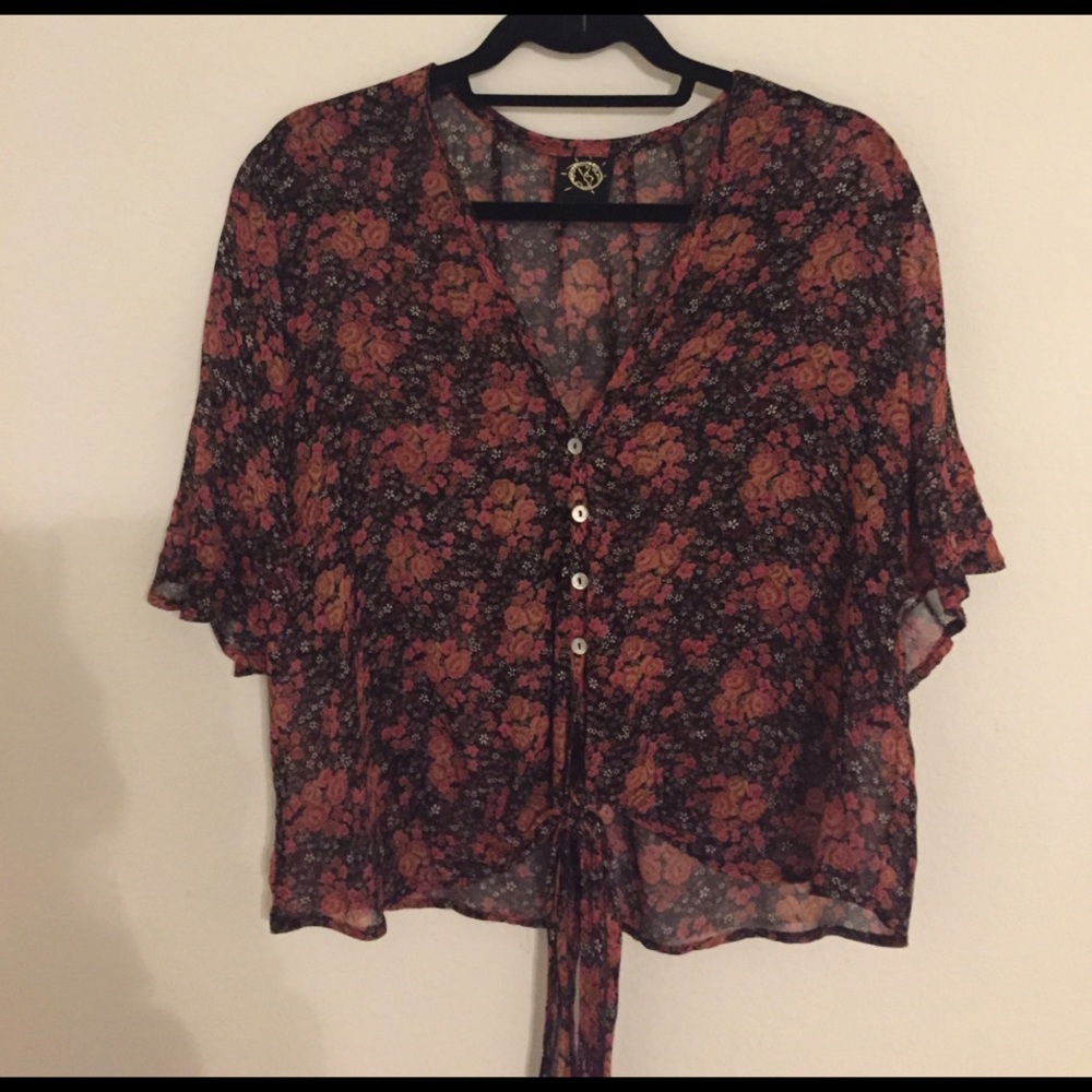 Vintage hippie inspired cropped blouse