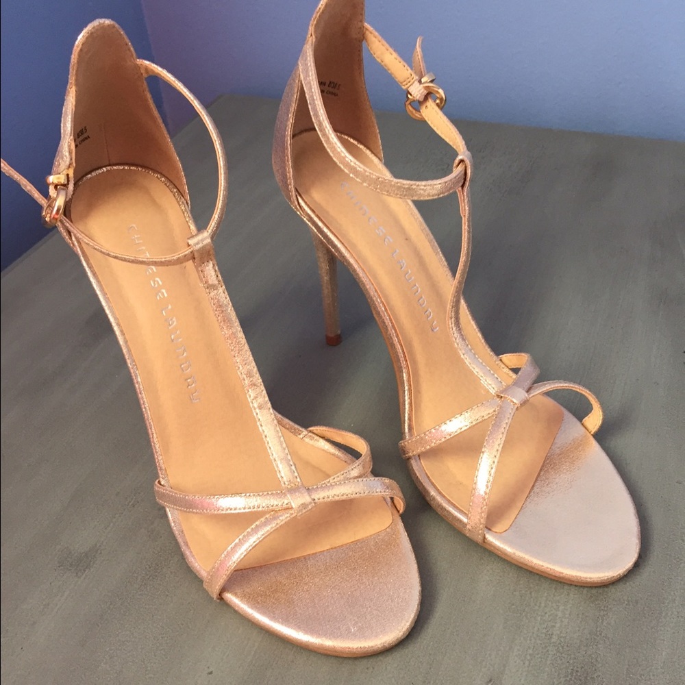 STRAPPY GOLD METALLIC CHINESE LAUNDRY STILETTOS