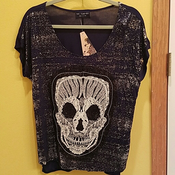 Tops - Skull Tee