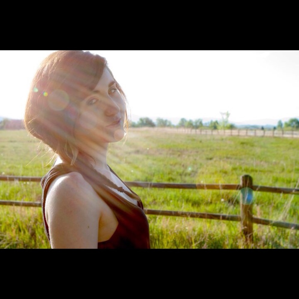 Meet your Posher, Abigail