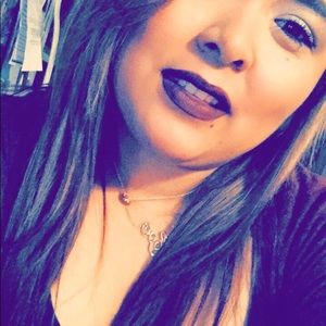 Meet your Posher, Juanita