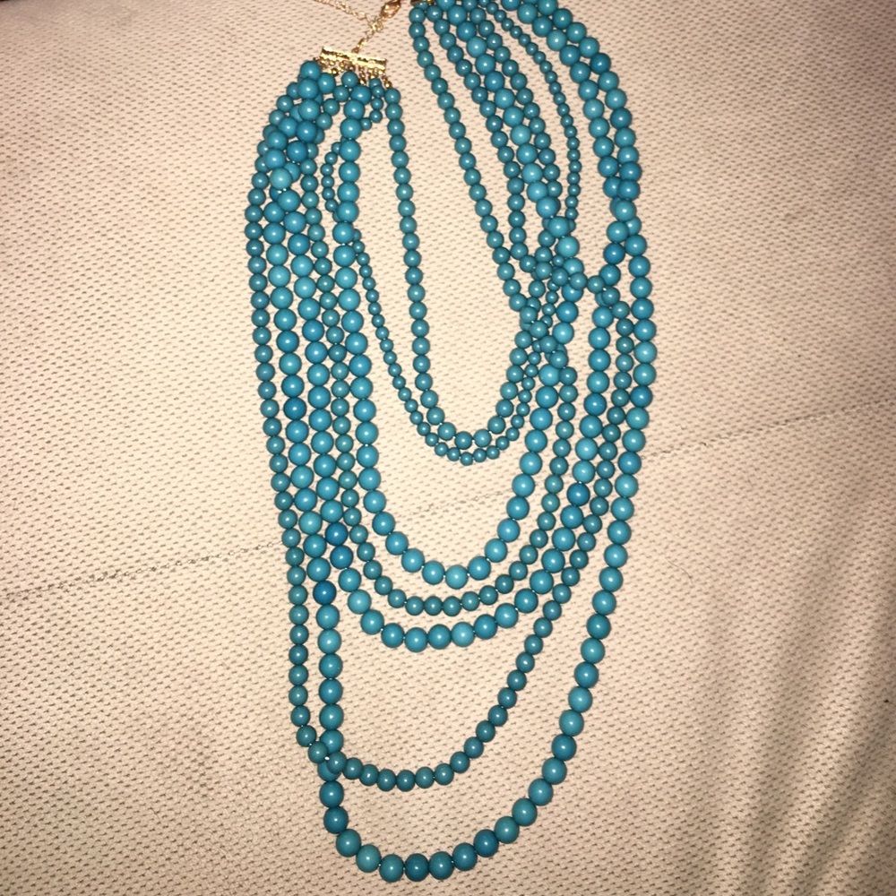 Turquoise bead necklace