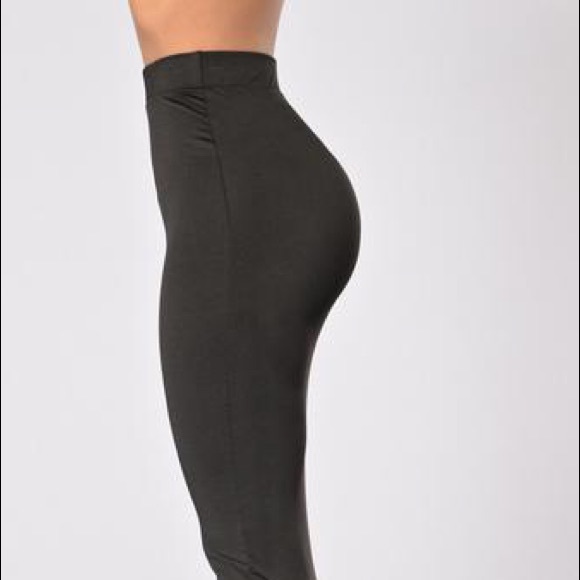 Olive oil skirt - Picture 2 of 3