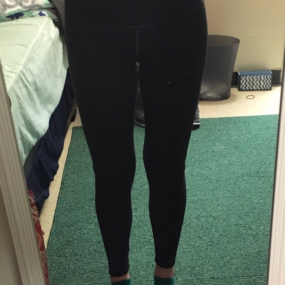 Lululemon reversible leggings - Picture 5 of 8