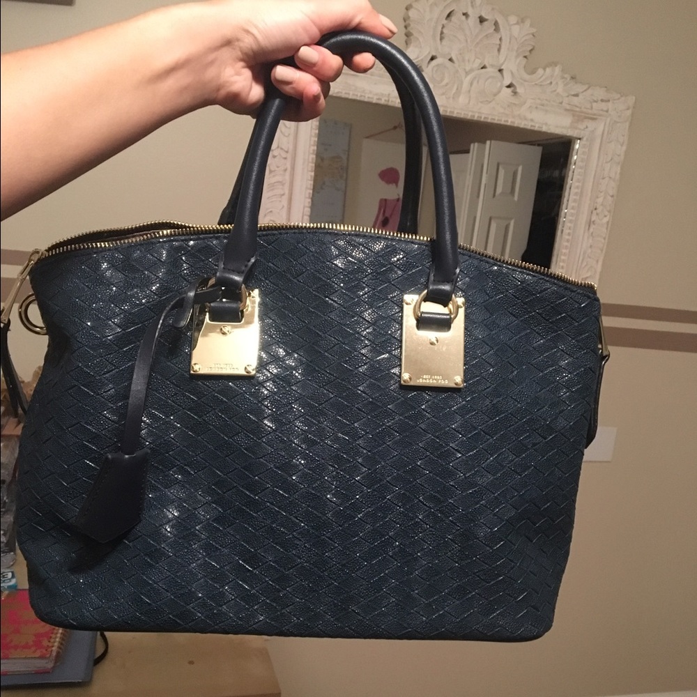 Gorgeous teal purse