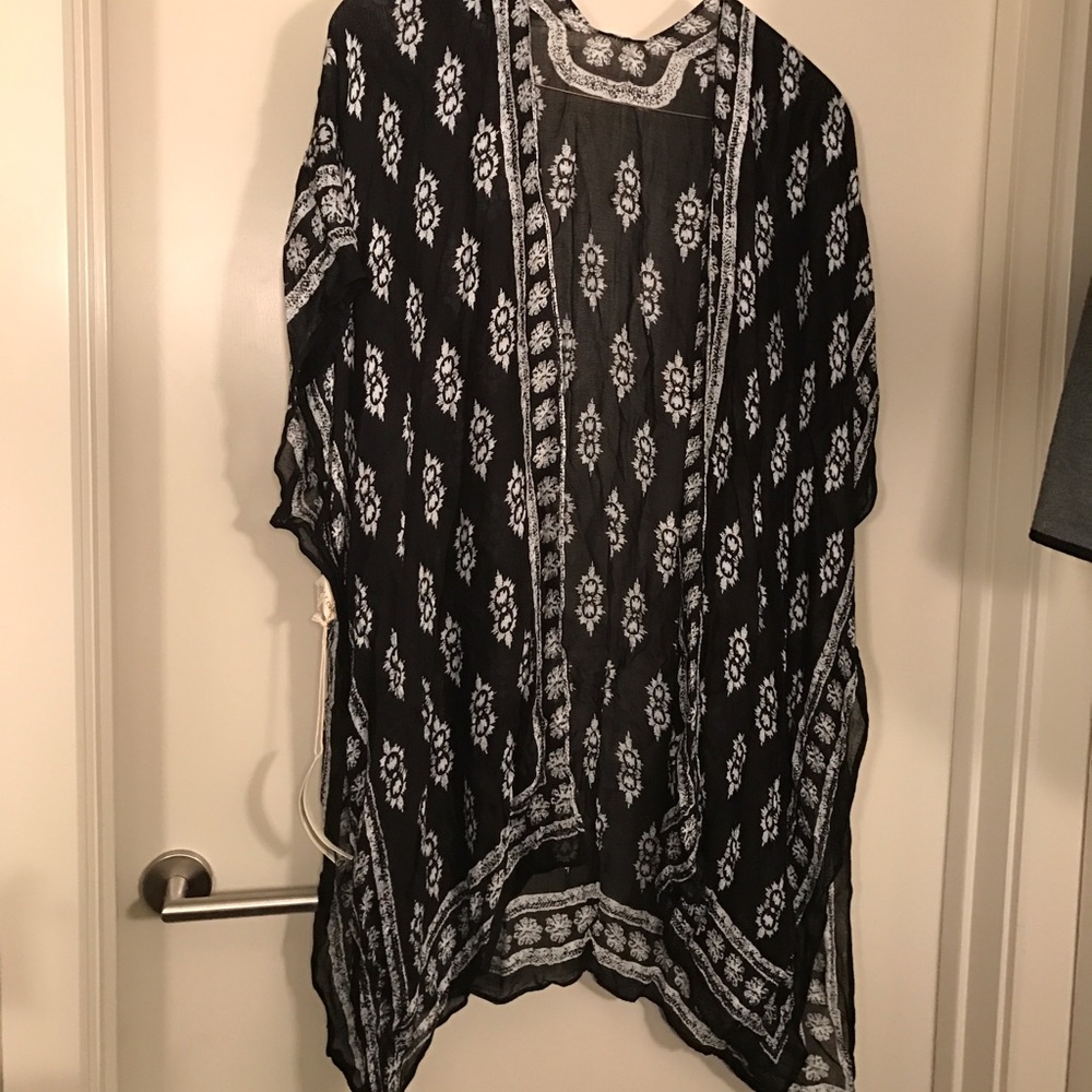 Lovestich Patterned Kimono