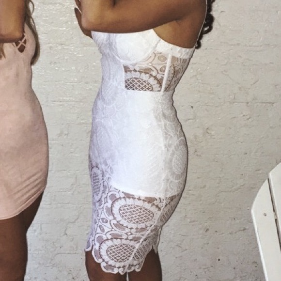 ❌SOLD❌Bebe Lace Midi Dress - Picture 2 of 5