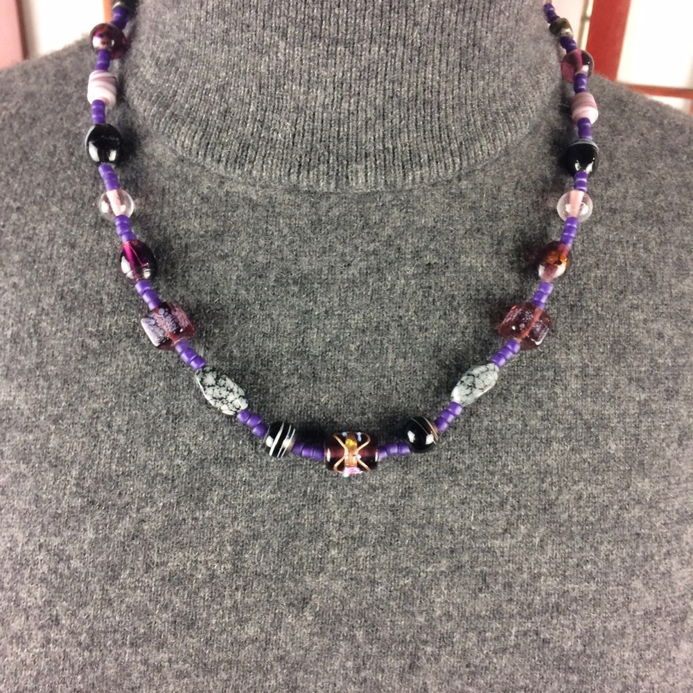 Beaded necklace