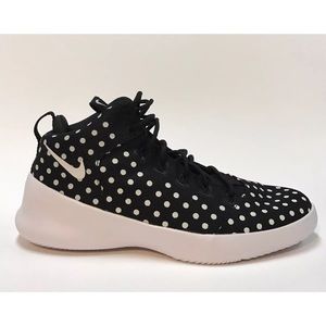 NWOT Nike Hyperfr3sh PRM Premium Blk/Wht Polka 9.5
