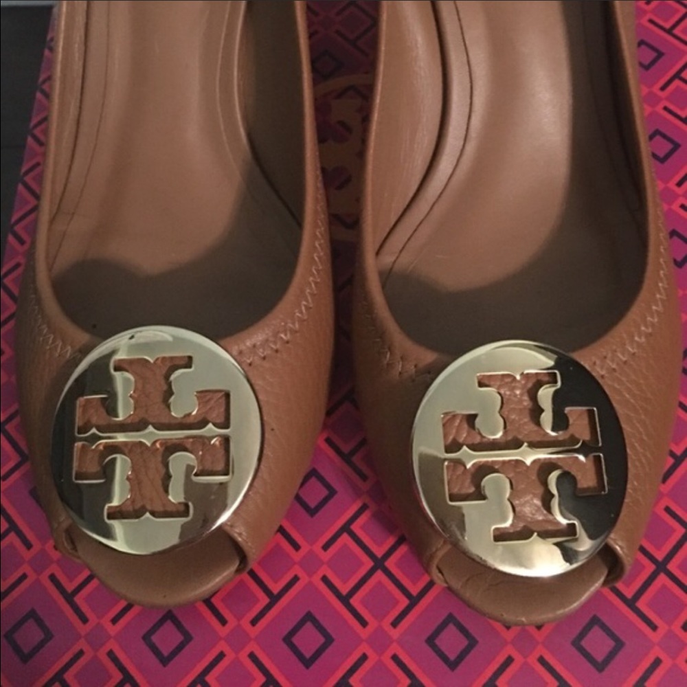 Tory burch sally 2 peep toe