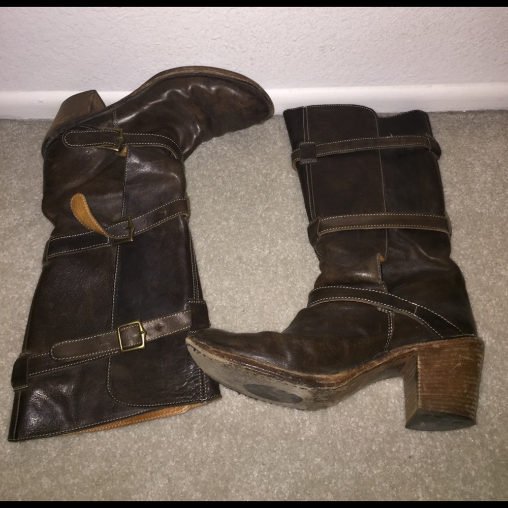 3 strap boots