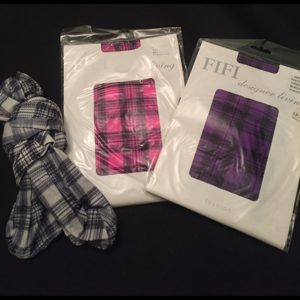 One size plaid tights