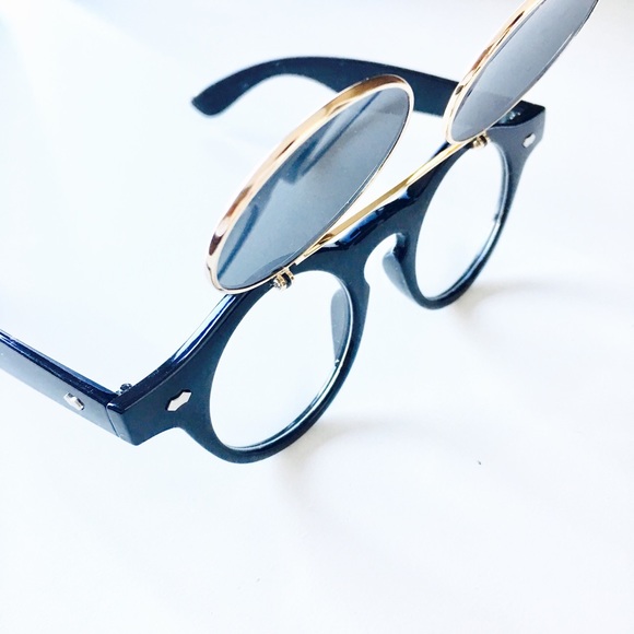 ๐HP๐ ๐ Retro Steampunk Flip Up Lens Sunglasses - Picture 2 of 4