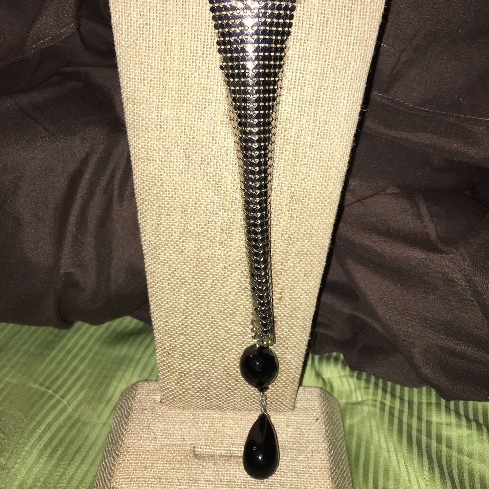 Fashion tie like necklace