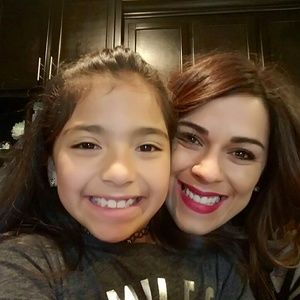 Meet your Posher, Ceci