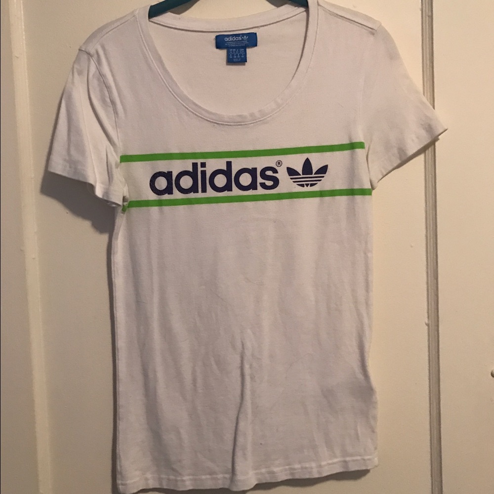 Adidas originals t shirt size small