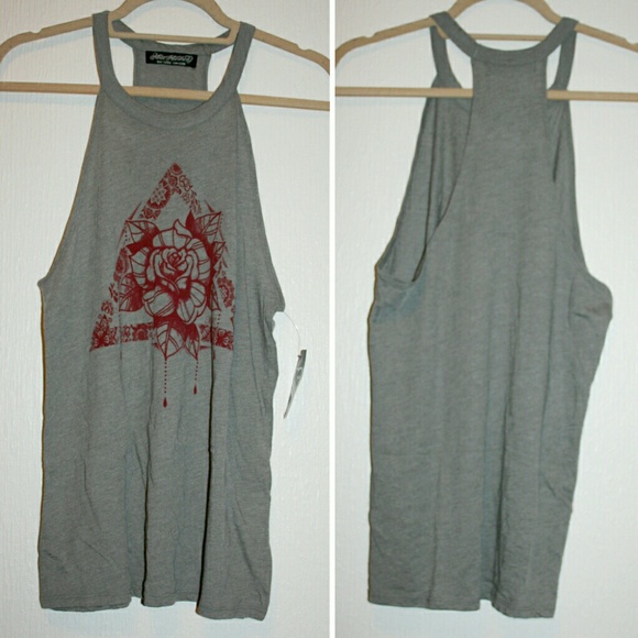 Bleeding Flower Graphic Halter Neck Tank NWT - Picture 3 of 4