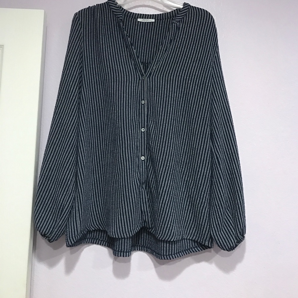 Stripped button up