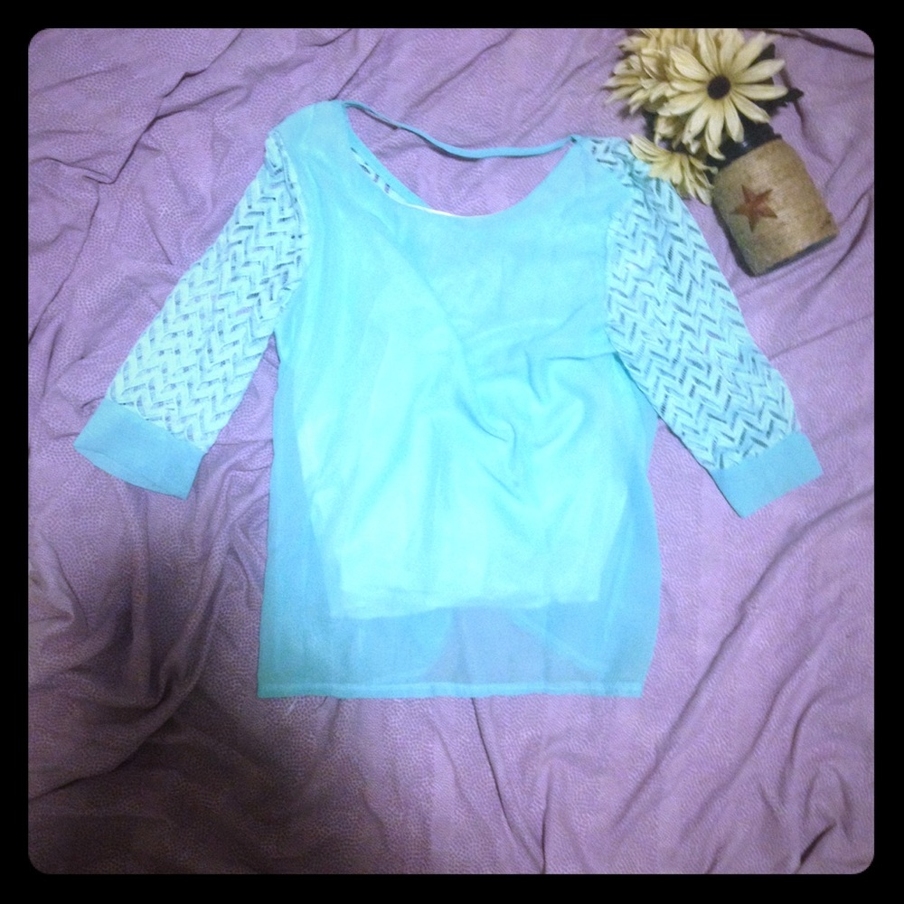Very cute shirt! Size med?