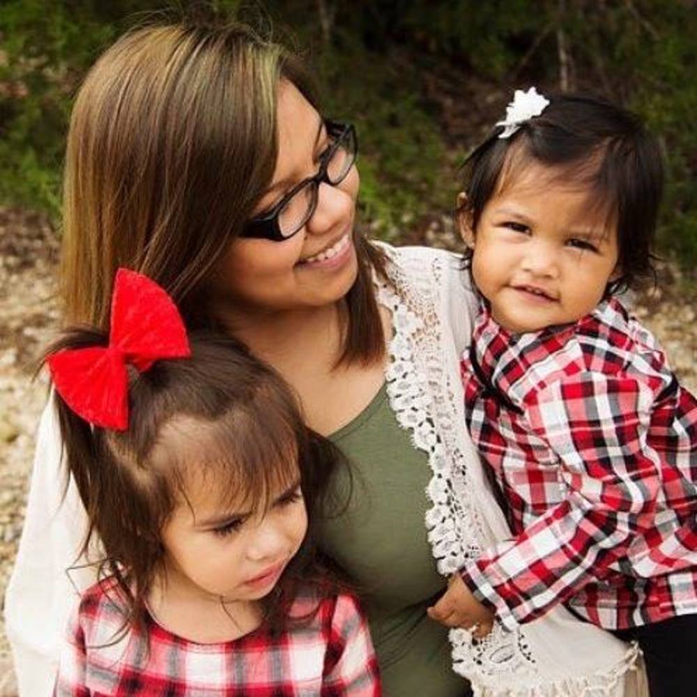 Meet your Posher, Ximara