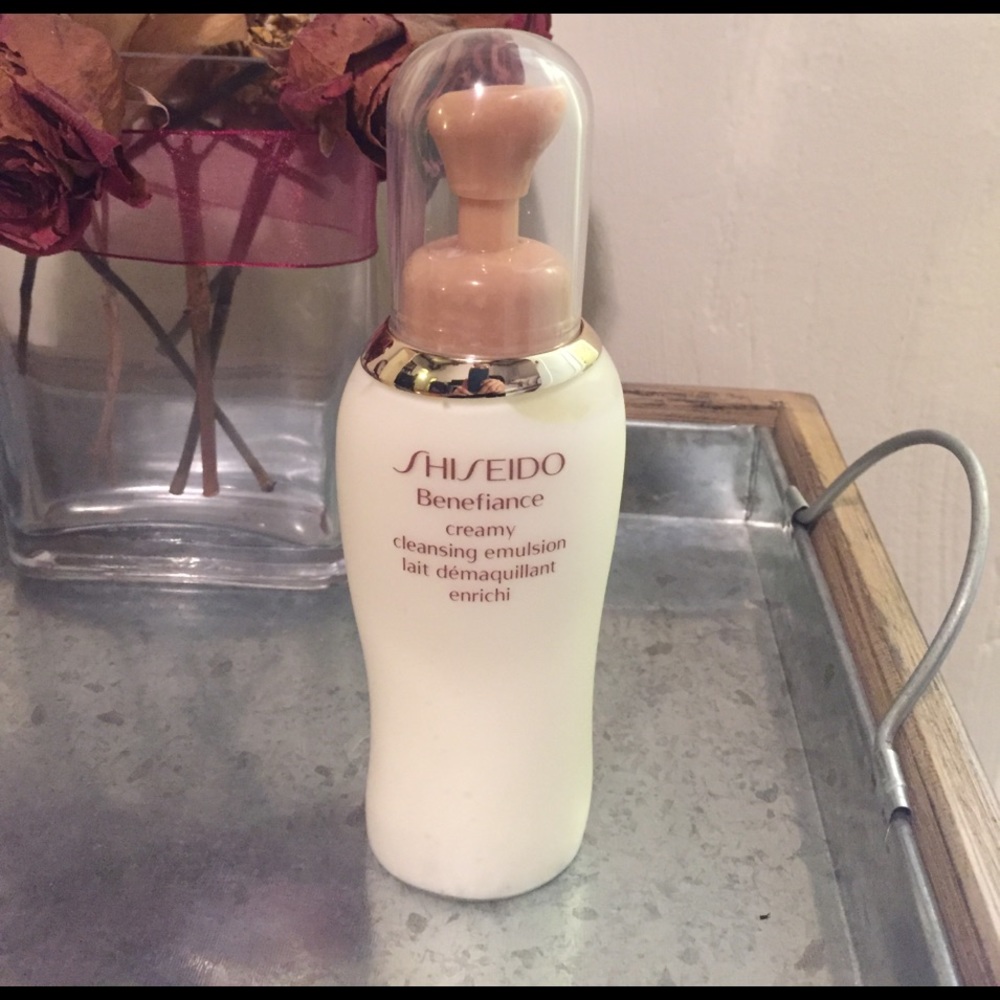 Shiseido creamy cleansing emulsion - Never used