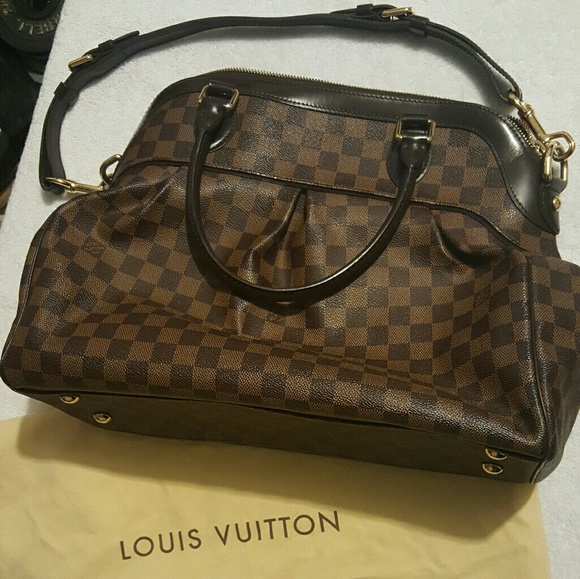 SOLD SOLD Authentic Louis Vuitton Trevi GM Damier - Picture 1 of 6