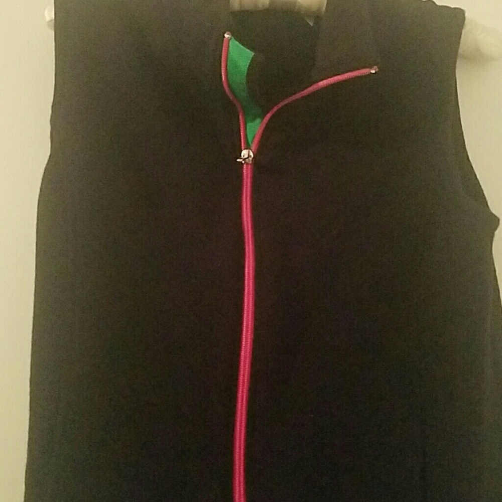 Vest - Picture 2 of 3