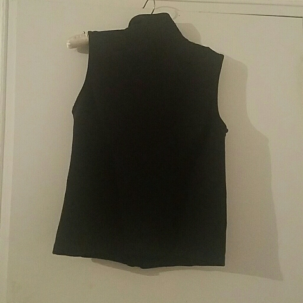 Vest - Picture 3 of 3