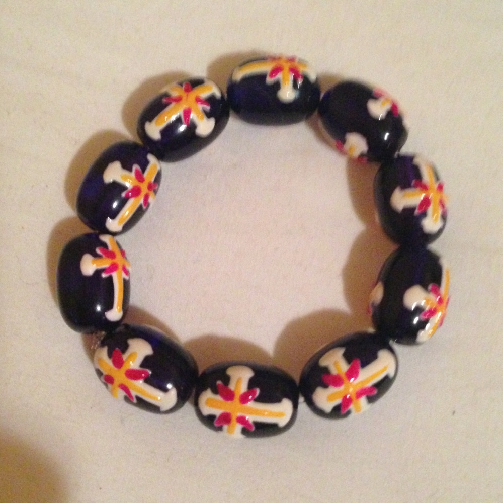Indigo royal purple glass bead cross bracelet 💜💙