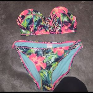 Tropical 2 piece bikini