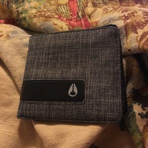 Nixon wallet