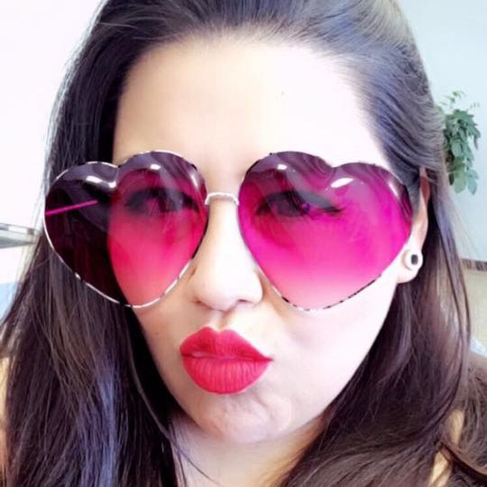 Meet your Posher, Victoria