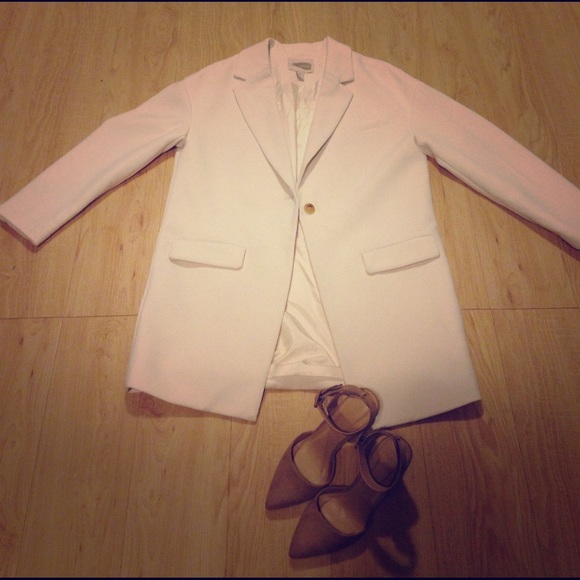 Coat - Picture 1 of 1