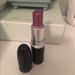 Mac 'Courting Lilac' Lipstick