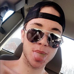 Meet your Posher, Conlee