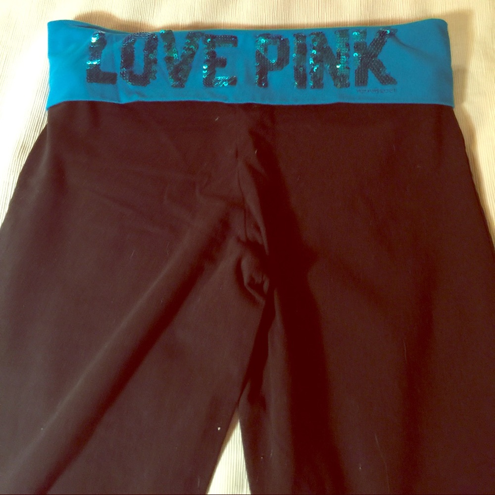 Pink brand boot cut yoga pants - never worn
