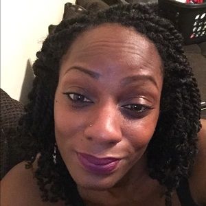 Meet your Posher, Erica