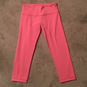 Lululemon wunder under crop
