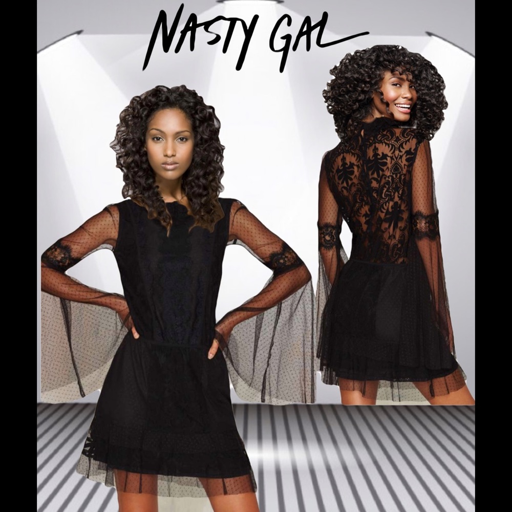 💋Nasty Gal💋 Lace Bell Sleeve Dress Large