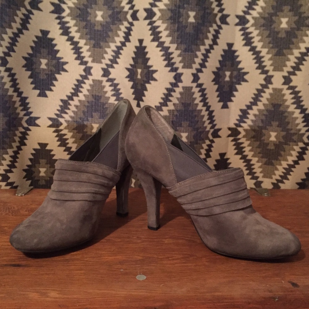Gray brushed faux leather booties, size 9.
