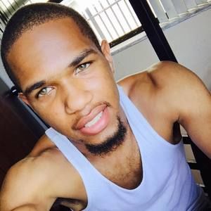 Meet your Posher, Denzell