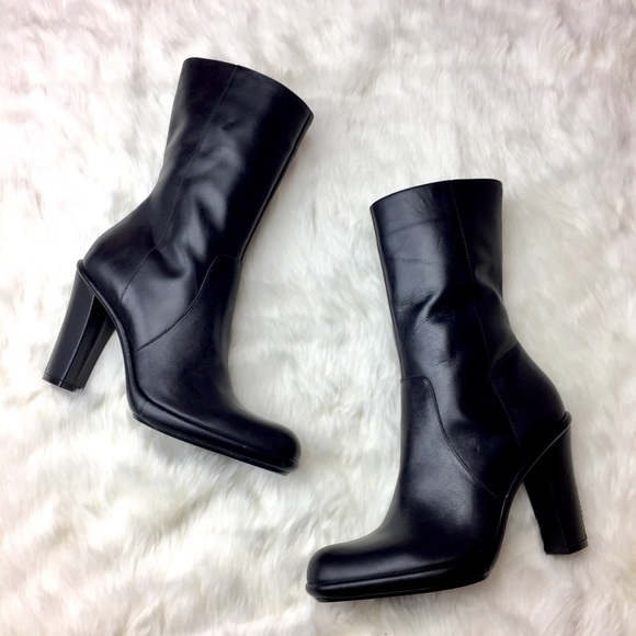 Tommy Hilfiger Shoes - NWOT Tommy Hilfiger Heeled Leather Boots