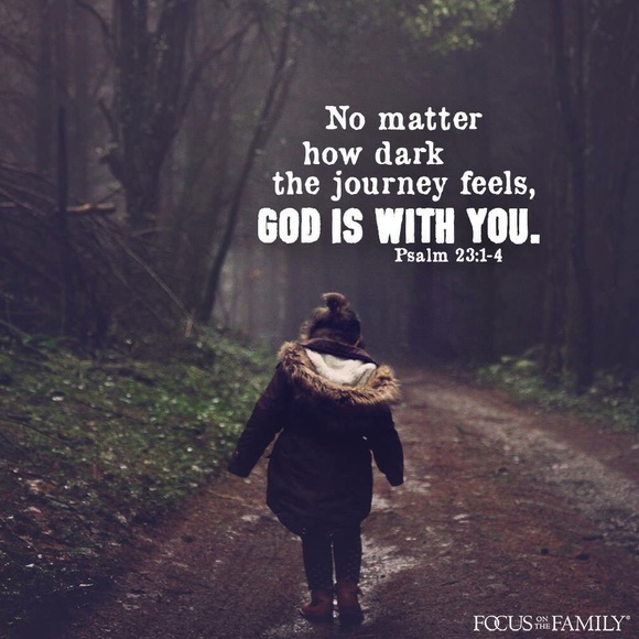 Meet your Posh Ambassador, Lori‼️ - Picture 6 of 8