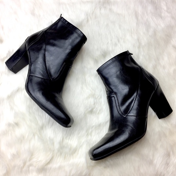 Franco Sarto Shoes - Franco Sarto Macon Ankle Boot