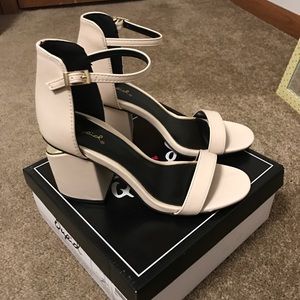 Brand new heels! Super cute and comfortable!