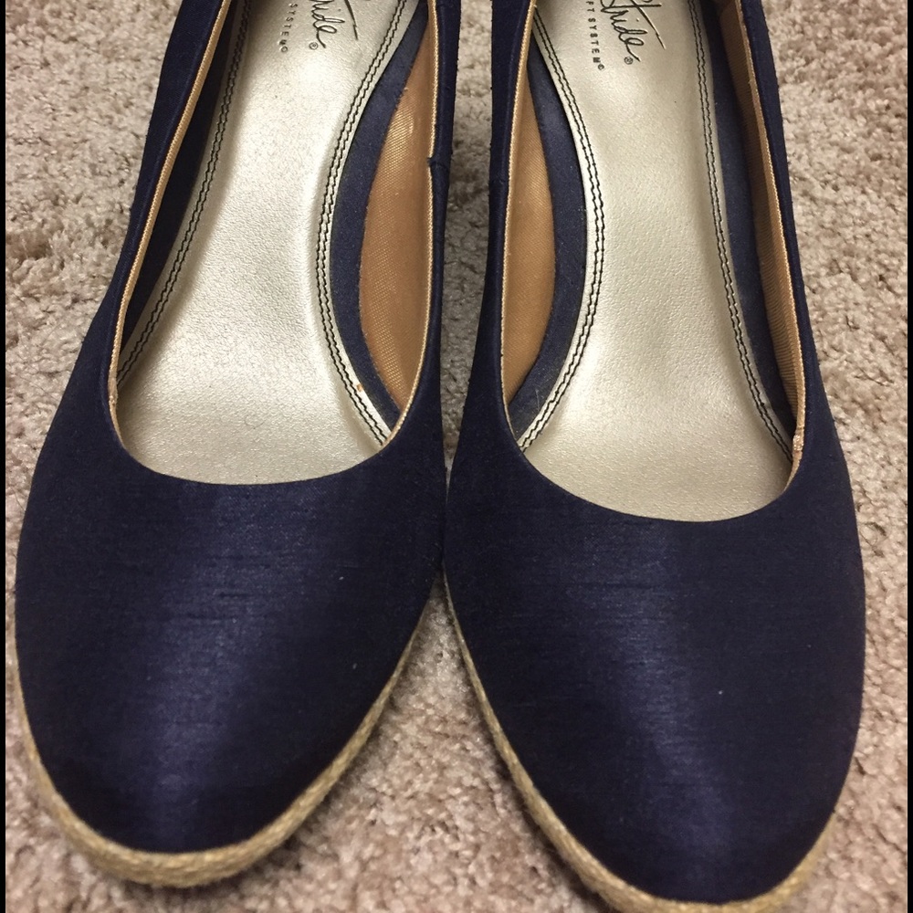 Lifestride Navy Blue Wedge