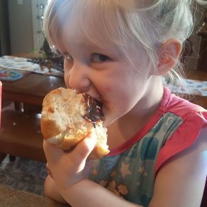 Meet your Posher, Stephanie