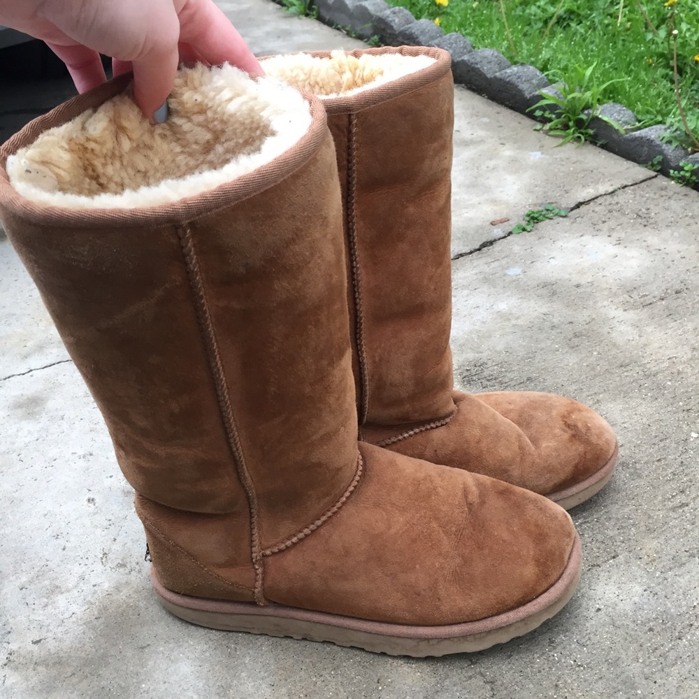 ❌SOLD❌ UGG Classic Tall Light Brown Boots - Picture 8 of 8